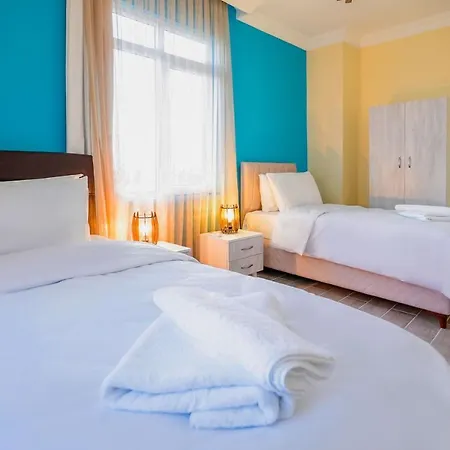 And Comfy Flat With Balcony In Muratpasa Apartment *